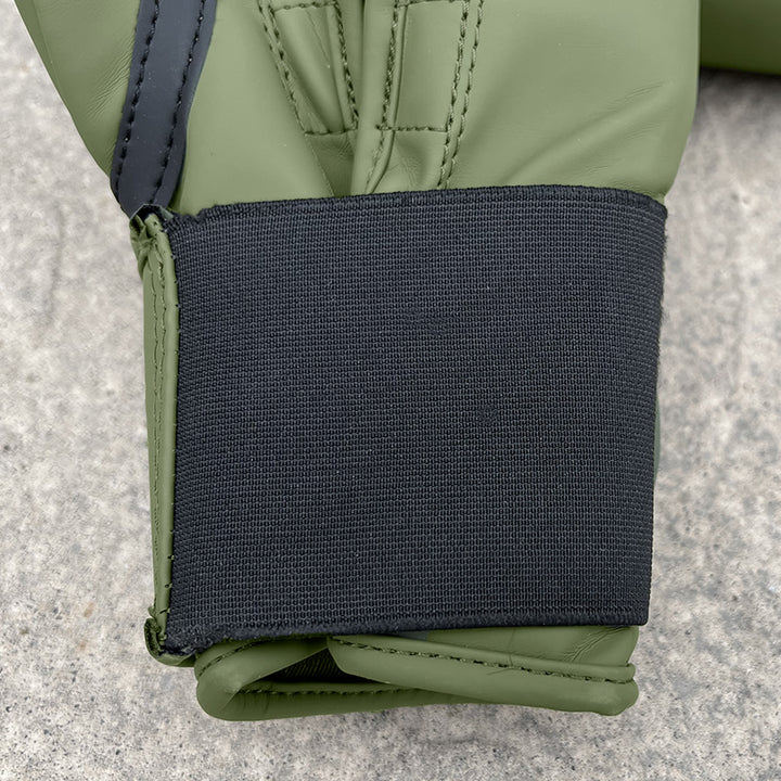 ATREQ Pro Boxing Bag Mitt